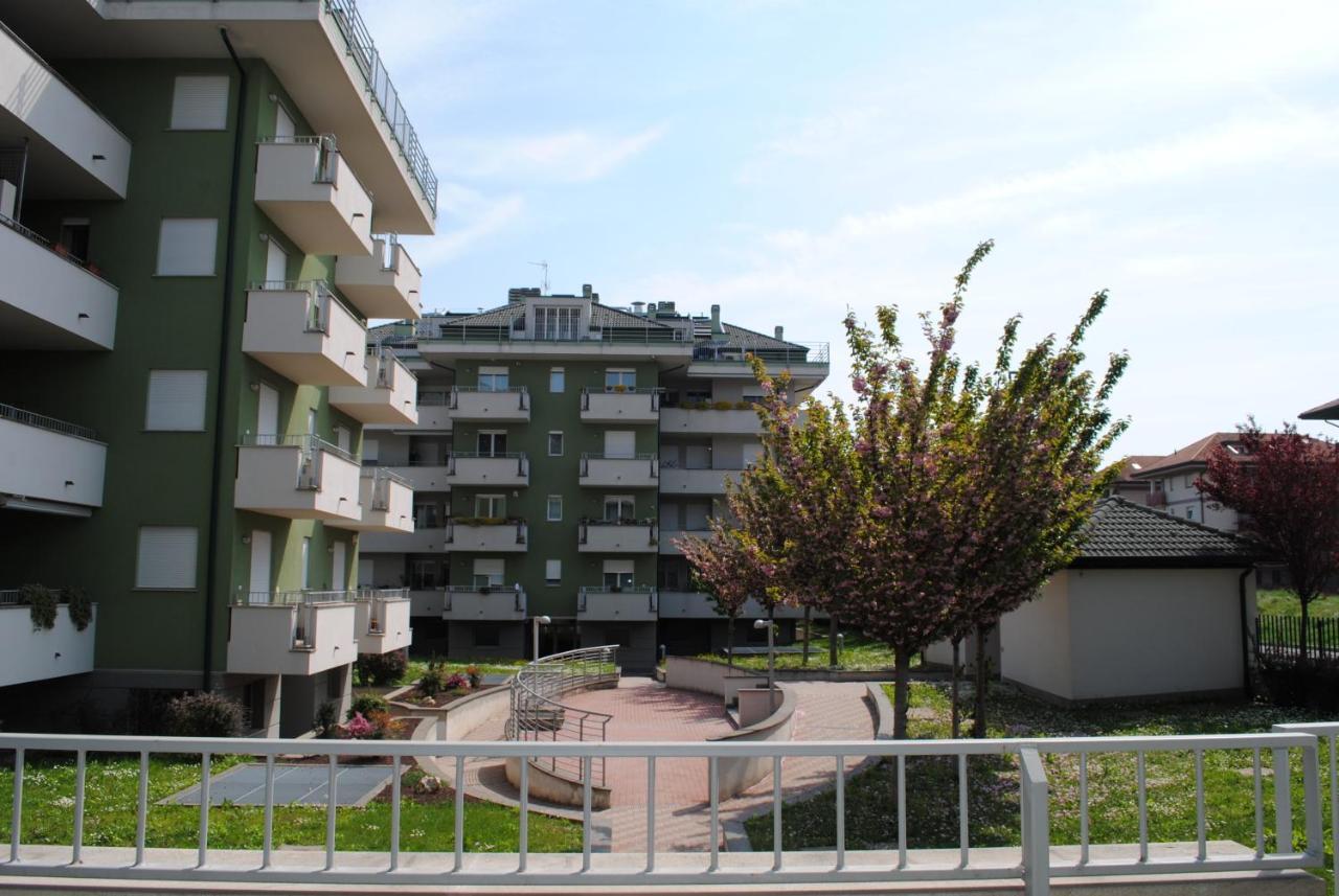 Bnbook - Metropolitan Expo Flat 4 Rho Bagian luar foto