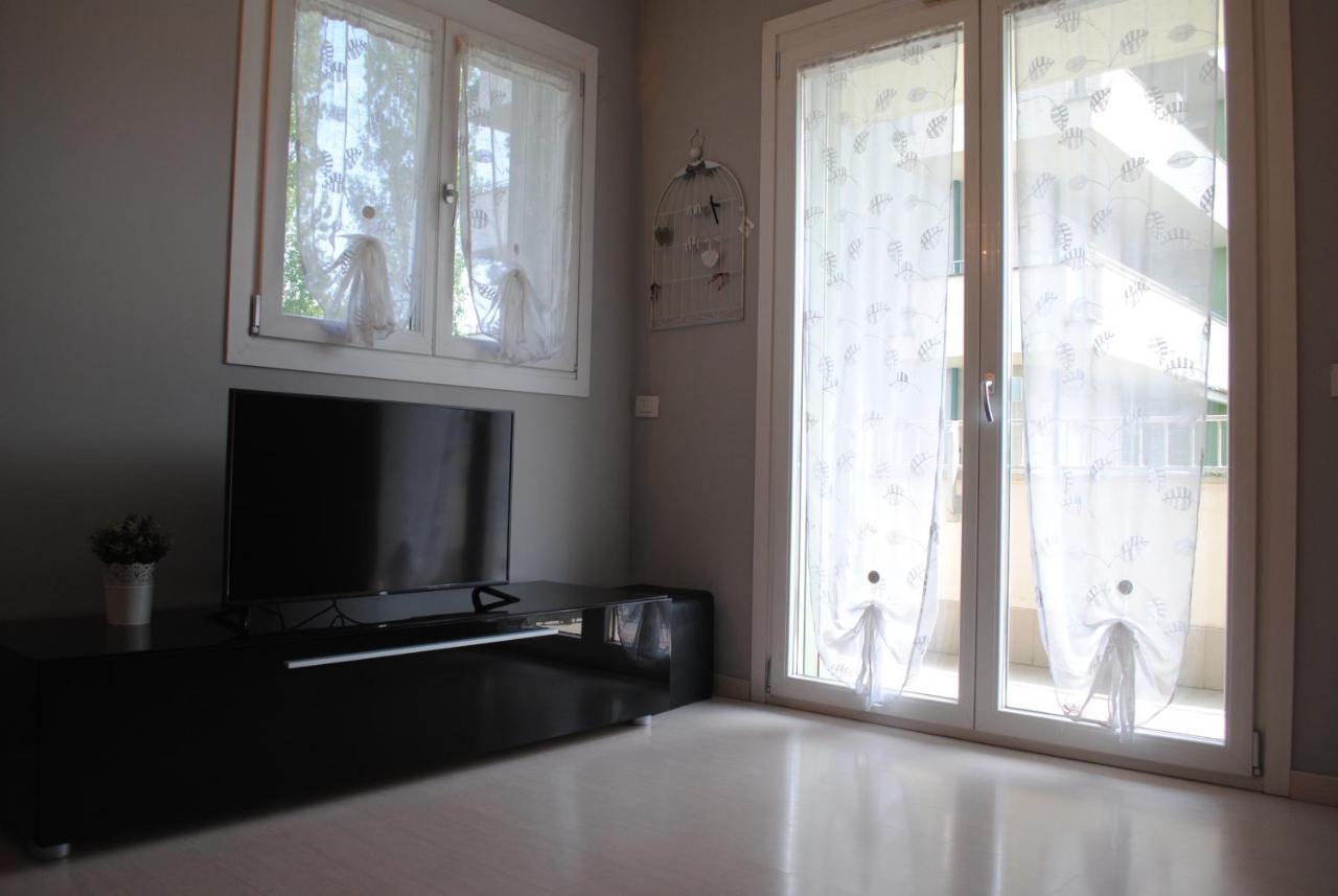Bnbook - Metropolitan Expo Flat 4 Rho Bagian luar foto